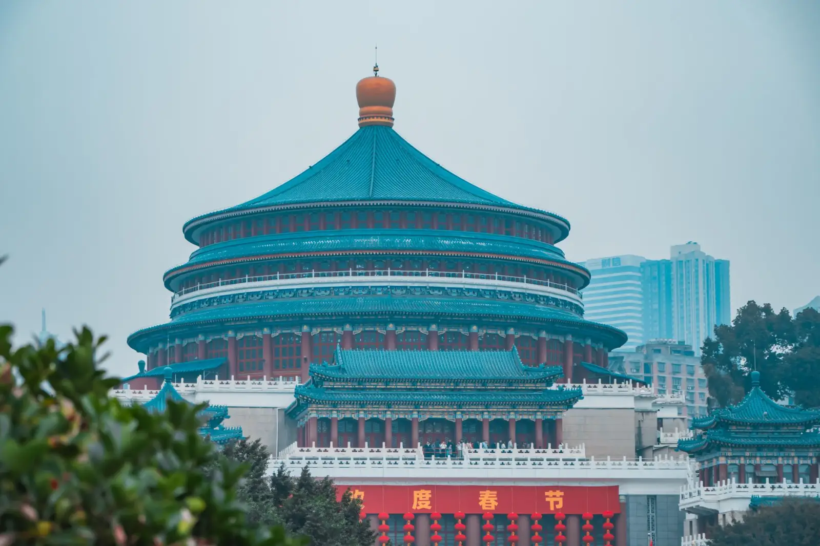 2024年企业宣传单页印刷设计趋势：材质选择与成本控制指南