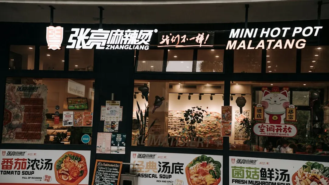 商务印刷品设计要点与画册印刷工艺选择指南