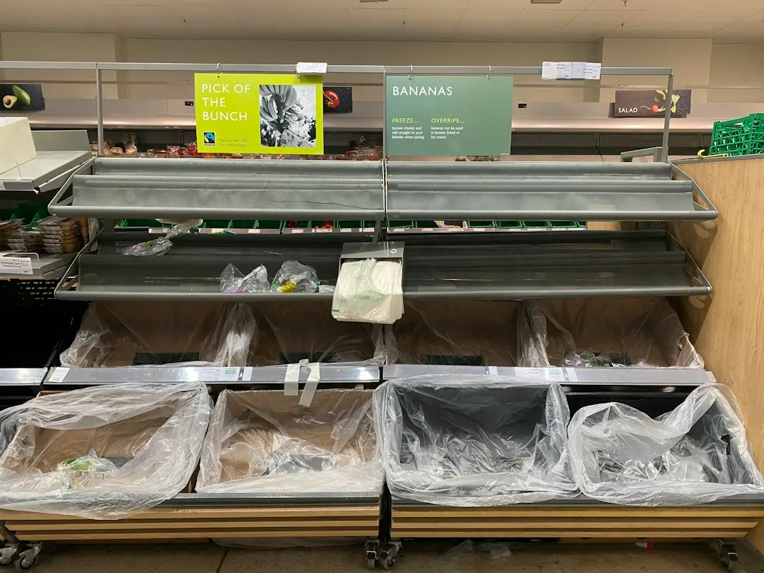 商务名片设计印刷的常见规格与烫金工艺应用解析